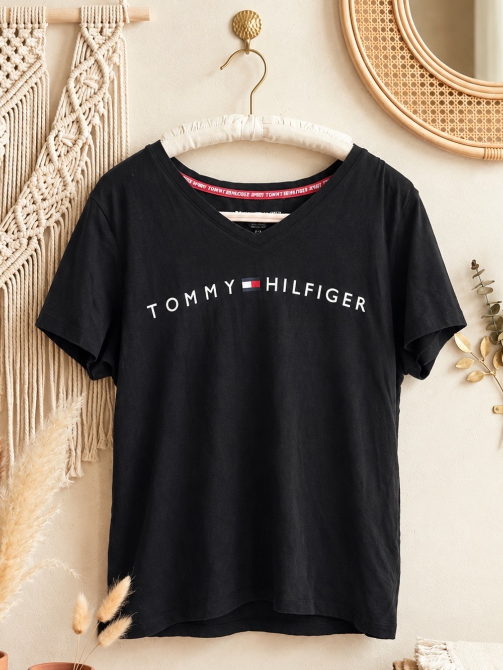 Tommy Hilfiger Black Tee With Logo Graphic